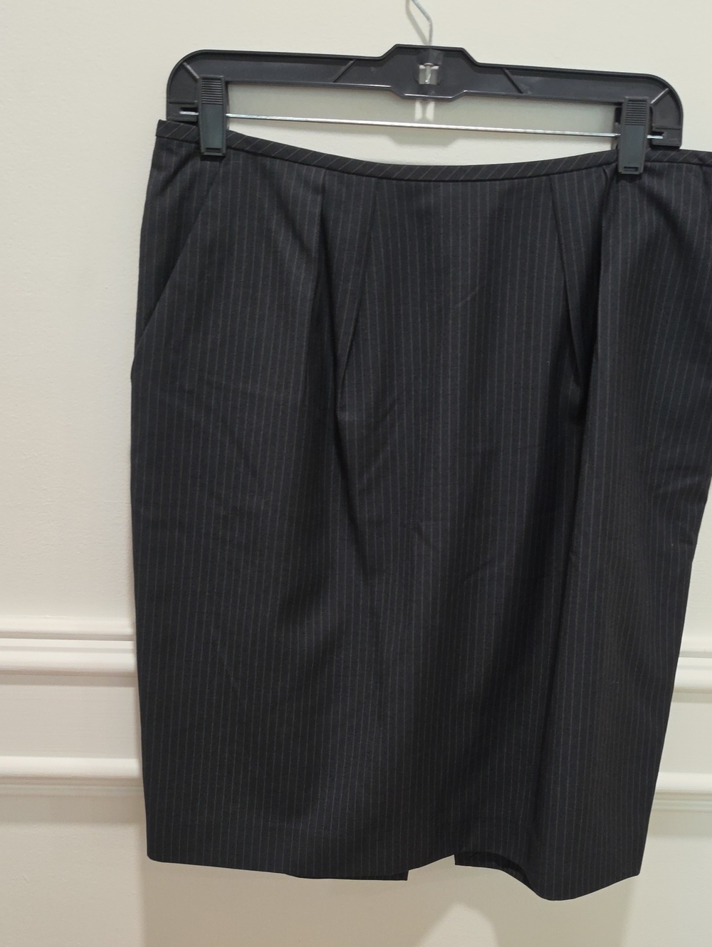 Ladies Black Pinstripe Dress Skirt.